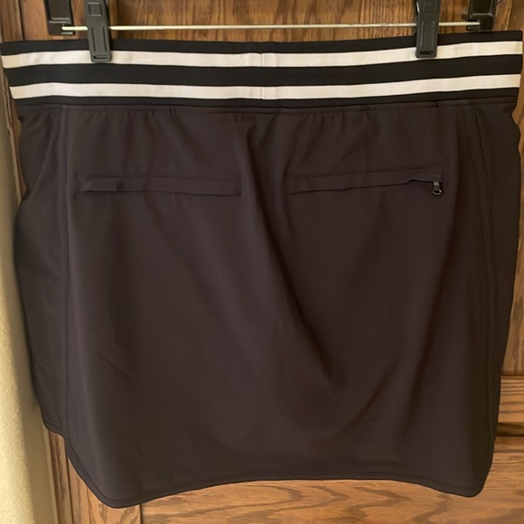 Athleta Sonara Skort Size 12 EUC - Picture 4 of 10